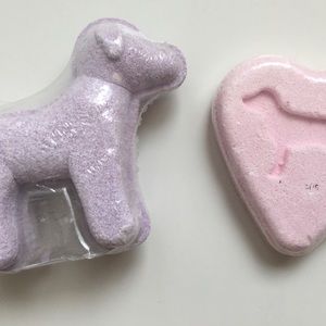 PINK VICTORIA’S SECRET BATH BOMBS